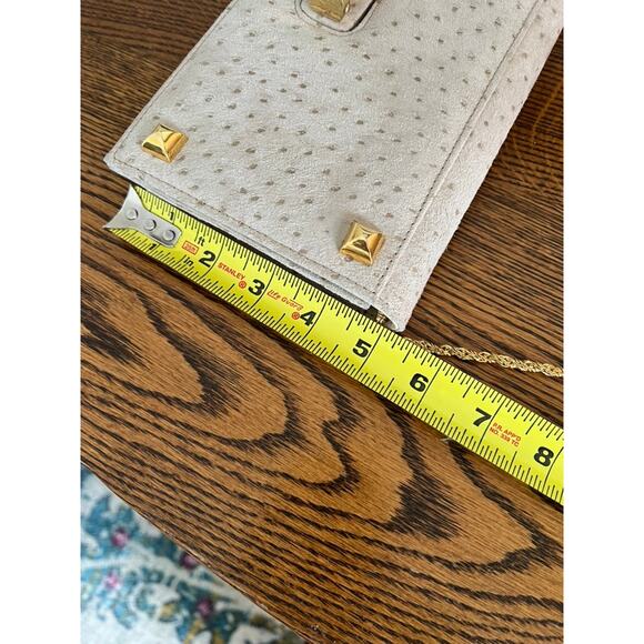 Miss Mak Faux Ostrich Clutch with chain strap - Picture 10 of 11